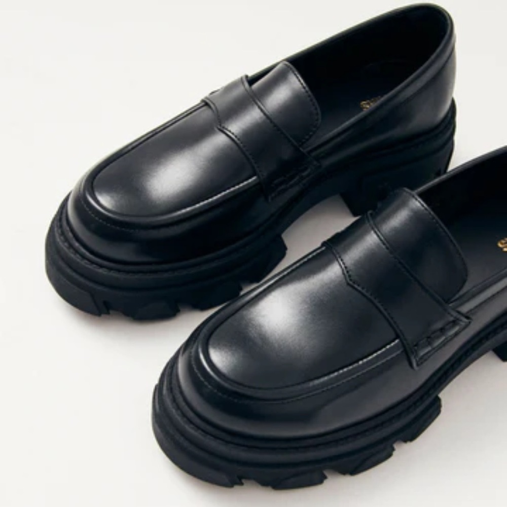 Aloha Chunky Loafer